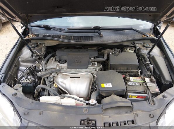 4T1BF1FK4HU274307 2017 TOYOTA CAMRY Gray Widok z tyłu