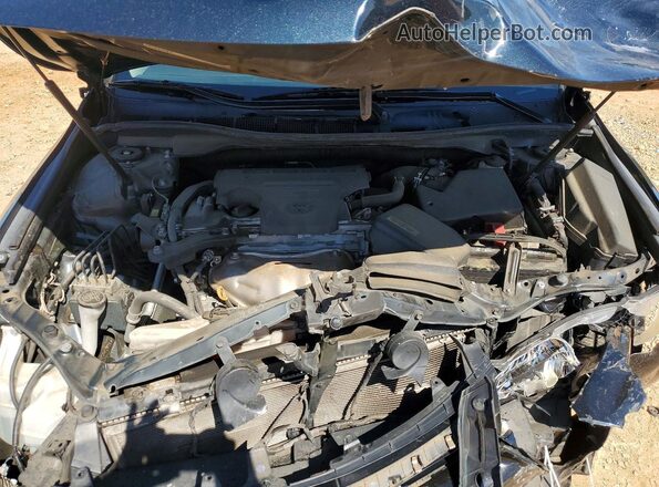 4T1BF1FK4HU325899 2017 TOYOTA CAMRY Синий Вид задней части салона
