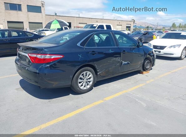 4T1BF1FK4HU355663 2017 TOYOTA CAMRY Black Rear right