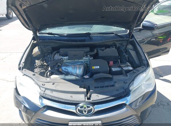 4T1BF1FK4HU355663 2017 TOYOTA CAMRY Black Rear view