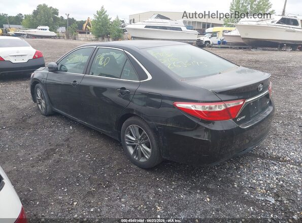 4T1BF1FK4HU385651 2017 TOYOTA CAMRY Black Tył lewy