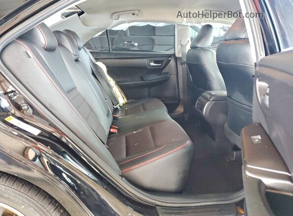 4T1BF1FK4HU807966 2017 TOYOTA CAMRY Black Vista interior trasera