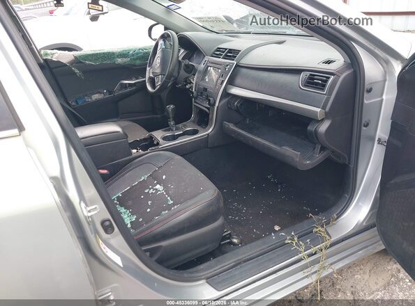 4T1BF1FK5GU175221 2016 TOYOTA CAMRY Silver Սալոնի դիմացի տեսք