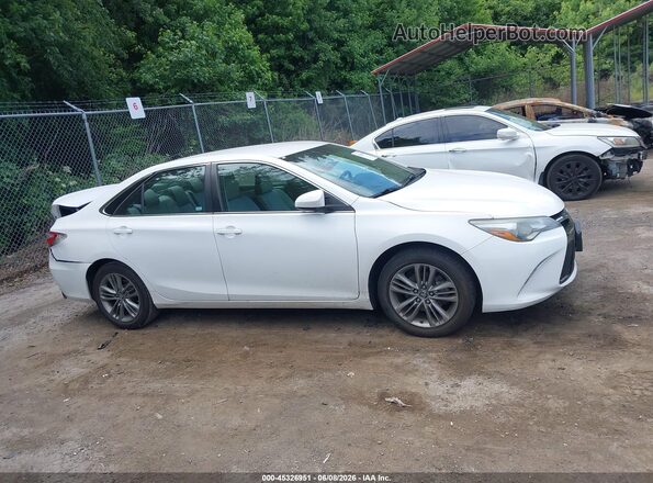 4T1BF1FK5GU554459 2016 TOYOTA CAMRY White Вид задньої частини салону