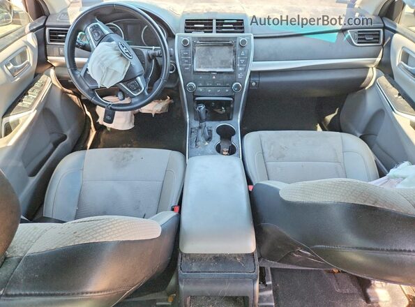 4T1BF1FK5HU360807 2017 TOYOTA CAMRY Blue Dashboard view