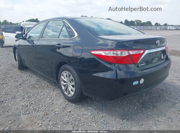4T1BF1FK5HU403140 2017 TOYOTA CAMRY Black Trasero izquierdo