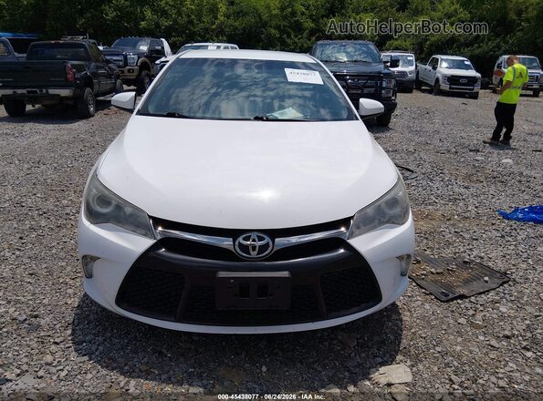 4T1BF1FK5HU733280 2017 TOYOTA CAMRY White Սալոնի հետևի տեսք