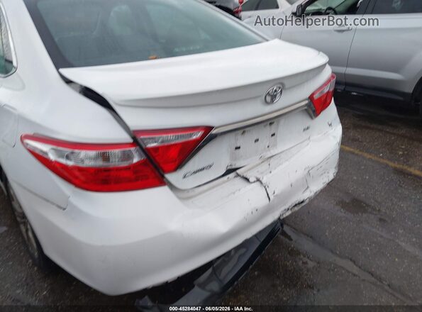 4T1BF1FK6GU141109 2016 TOYOTA CAMRY Белый Вид спереди