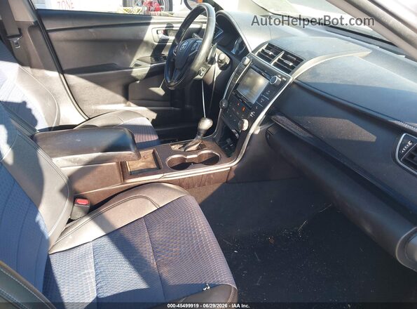 4T1BF1FK6GU175258 2016 TOYOTA CAMRY White წინა სალონის ხედი