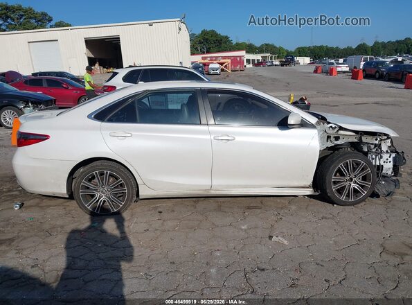 4T1BF1FK6GU175258 2016 TOYOTA CAMRY White უკანა სალონის ხედი