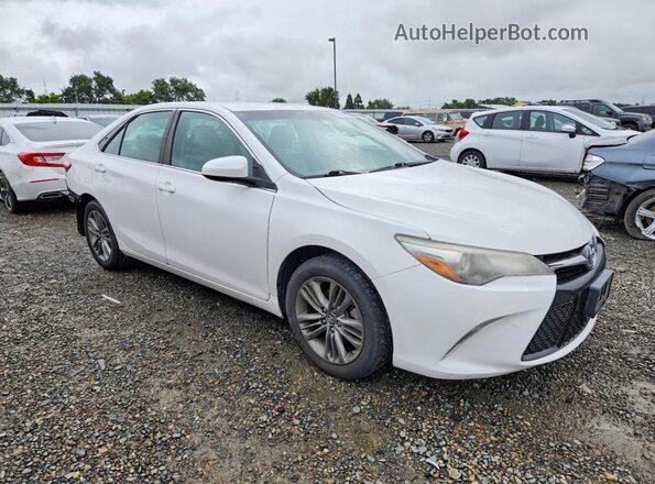 4T1BF1FK6HU403244 2017 TOYOTA CAMRY White Delantero derecho