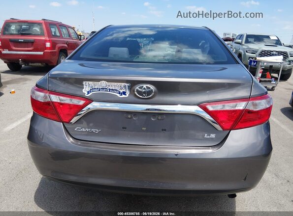 4T1BF1FK6HU423736 2017 TOYOTA CAMRY Gray 
