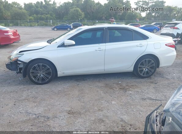 4T1BF1FK7GU164558 2016 TOYOTA CAMRY White 360 interior view