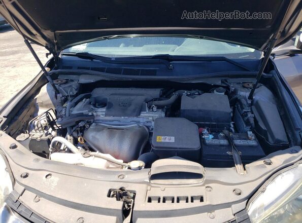 4T1BF1FK7HU322804 2017 TOYOTA CAMRY Серый Вид задней части салона
