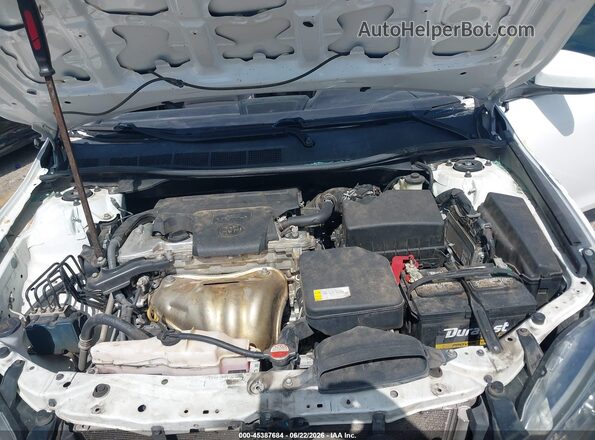 4T1BF1FK8GU587696 2016 TOYOTA CAMRY White Вид ззаду