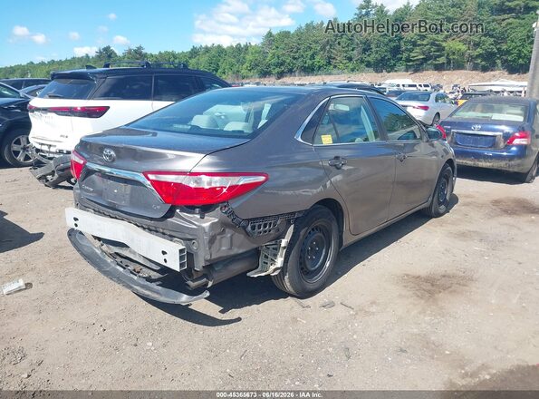 4T1BF1FK8HU619919 2017 TOYOTA CAMRY Gray Trasero derecho