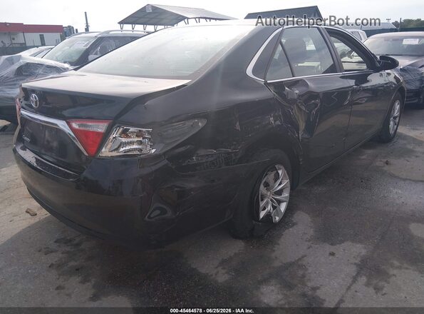 4T1BF1FK8HU718384 2017 TOYOTA CAMRY Black Դիմացի տեսք