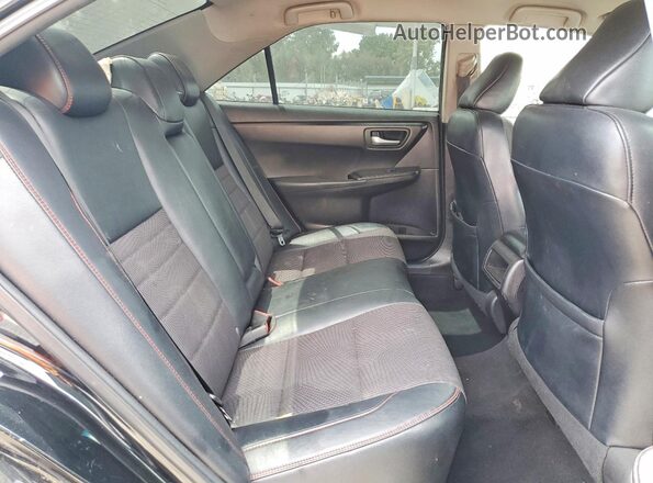 4T1BF1FK9GU176954 2016 TOYOTA CAMRY Black Widok tylnych siedzeń