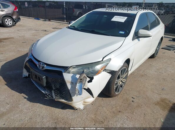 4T1BF1FK9GU184147 2016 TOYOTA CAMRY White Front left