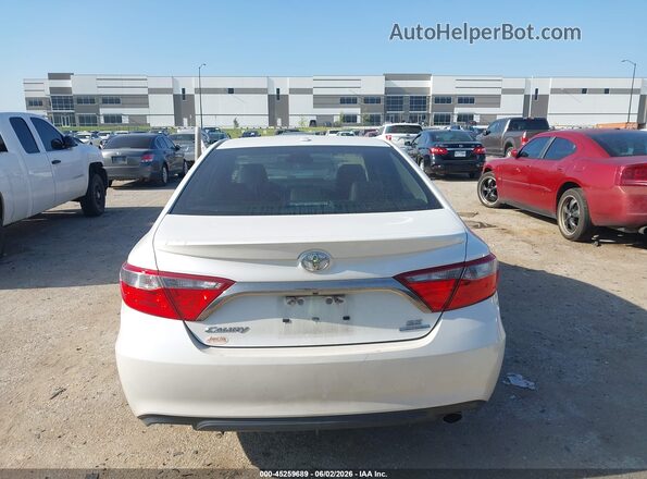 4T1BF1FK9GU184147 2016 TOYOTA CAMRY White 
