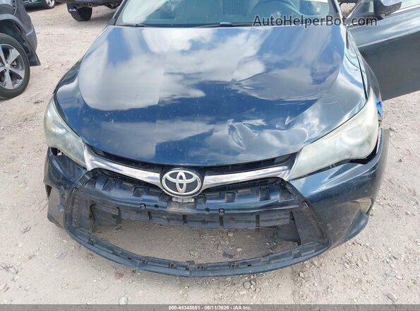4T1BF1FK9GU549488 2016 TOYOTA CAMRY Blue Widok z przodu