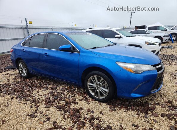 4T1BF1FK9HU623218 2017 TOYOTA CAMRY Blue Передня права чверть