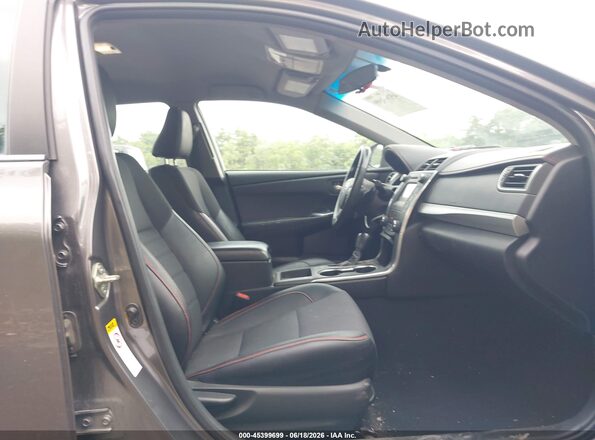 4T1BF1FKXGU254142 2016 TOYOTA CAMRY Gray Front interior view
