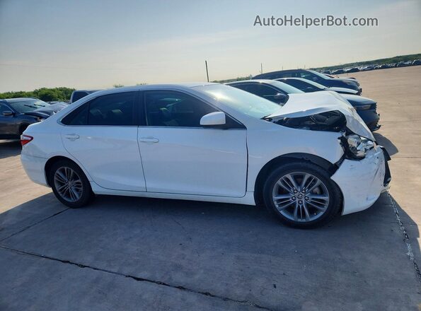 4T1BF1FKXGU506648 2016 TOYOTA CAMRY White Front right