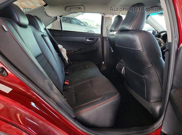 4T1BF1FKXHU620053 2017 TOYOTA CAMRY Красный Вид задних сидений