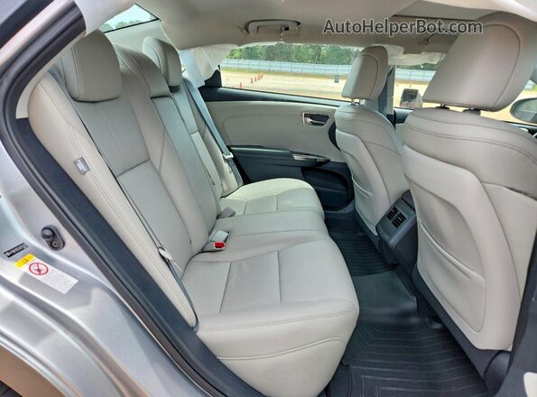 4T1BK1EB3JU275497 2018 TOYOTA AVALON Silver უკანა სავარძლების ხედი