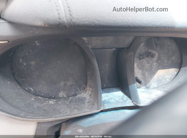 4T1BK1EB4GU222445 2016 TOYOTA AVALON Silver Rear seats view