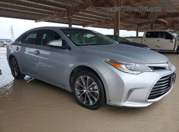 4T1BK1EB7JU269038 2018 TOYOTA AVALON Silver წინა მარჯვენა