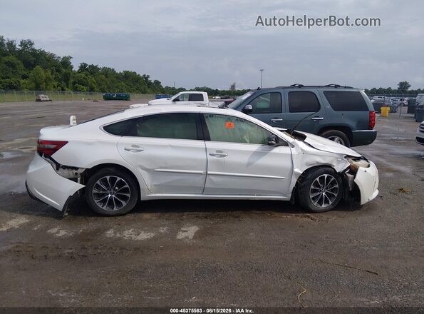 4T1BK1EB8HU244871 2017 TOYOTA AVALON Белый Вид щитка приборов