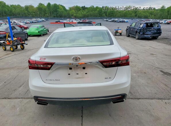 4T1BK1EBXGU211174 2016 TOYOTA AVALON White Widok z tyłu