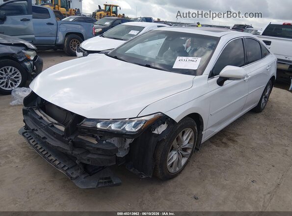 4T1BZ1FB2KU013806 2019 TOYOTA AVALON White Передня ліва чверть