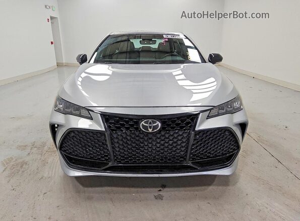 4T1BZ1FB5KU006932 2019 TOYOTA AVALON Silver წინა ხედი