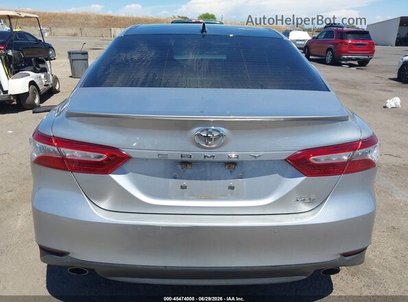 4T1BZ1HK5JU002956 2018 TOYOTA CAMRY Silver 