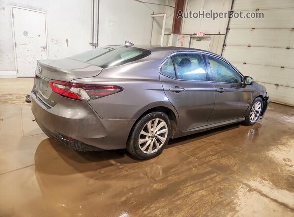 4T1C11AK2MU567448 2021 TOYOTA CAMRY Gray 