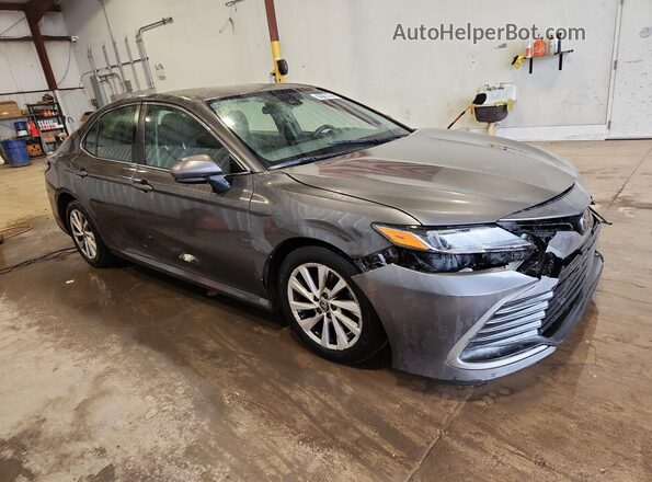 4T1C11AK2MU567448 2021 TOYOTA CAMRY Gray 
