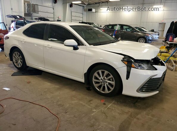 4T1C11AK4PU140941 2023 TOYOTA CAMRY White Przód prawy