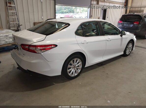 4T1C11AK6LU990483 2020 TOYOTA CAMRY White Trasero derecho