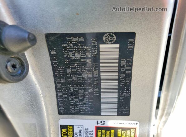 4T1C11AK7LU907711 2020 TOYOTA CAMRY Silver Вид підкапотного простору