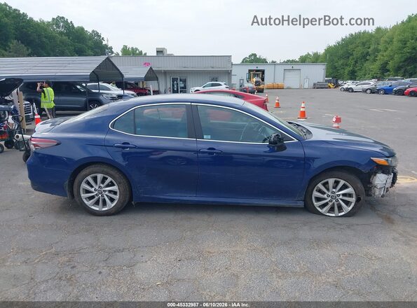 4T1C11BK4PU098754 2023 TOYOTA CAMRY Blue Widok wnętrza z tyłu