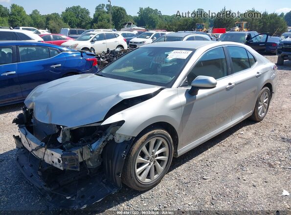 4T1C11BK5MU021046 2021 TOYOTA CAMRY Silver Front left