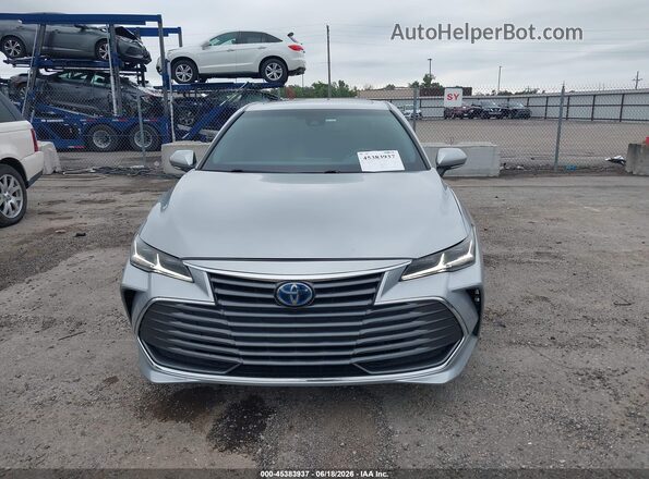4T1C21FB3LU016112 2020 TOYOTA AVALON HYBRID Silver ხელსაწყოთა პანელის ხედი