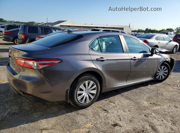 4T1C31AK0LU519746 2020 TOYOTA CAMRY Серебряный Задняя правая четверть