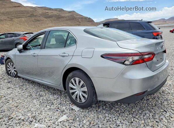 4T1C31AK1RU071140 2024 TOYOTA CAMRY Silver Задня ліва чверть