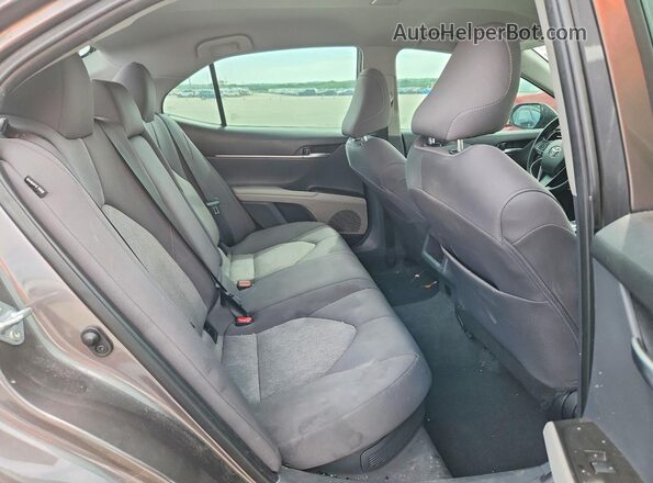 4T1C31AK3PU615490 2023 TOYOTA CAMRY Gray Вид задніх сидінь