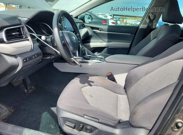 4T1C31AK3PU615490 2023 TOYOTA CAMRY Gray Вид салону спереду