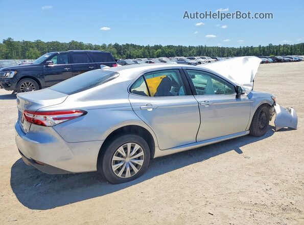 4T1C31AK7LU019664 2020 TOYOTA CAMRY Silver Հետևի աջ